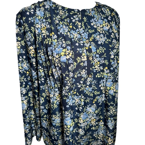 Napa Valley Women’s West Coast Blue Floral Blouse Button Front Pleated Top Sz M - Picture 11 of 12